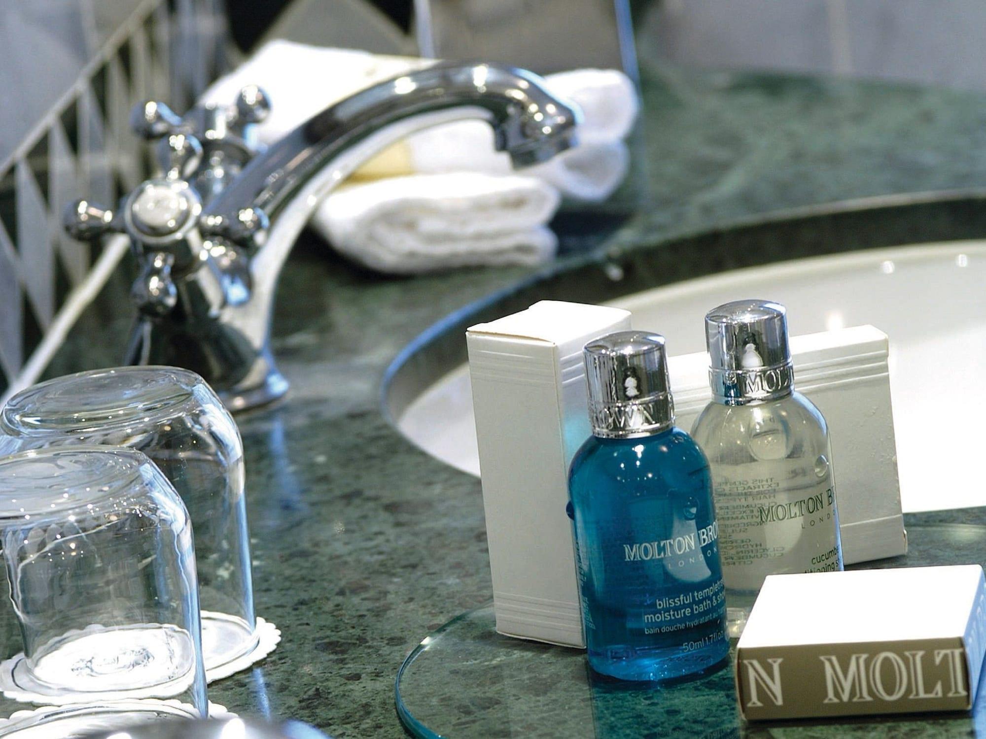 Macdonald Compleat Angler Hotel Marlow  Ngoại thất bức ảnh